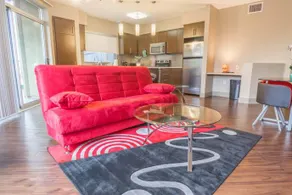Off to Hollywood Apartments - Image 5
