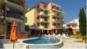 Ralitsa Vlas Apartments - Image 2