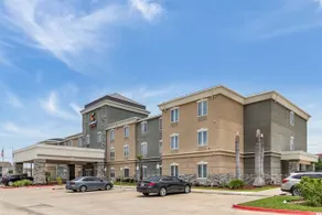 Comfort Suites - Image 3