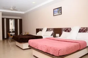 Hotel Whispering Wood Mahabaleshwar - Image 5