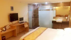 Ji'nan Holy Kerry Business Hotel - Image 4