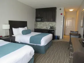 Wingate by Wyndham Airdrie - Image 3