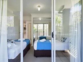 Shoal Bay Beachclub Level G Bayside 07 - Image 3