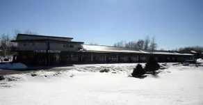 Chateau Guay Motel & Restaurant - Image 3