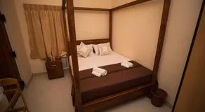 Neverbeen to Lagoon Town - Image 3