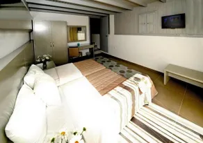 Apolis Beachscape Hotel - Image 5