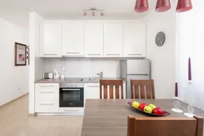 Endless Summer Apartments - Image 2