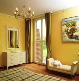 Landhotel Schloss Teschow - Image 5