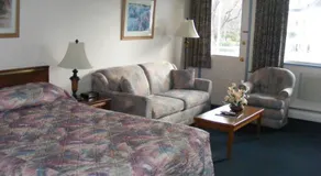 Admiral Inn - Image 4