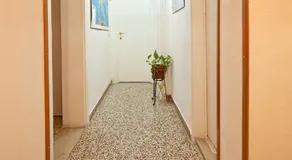 Youth Venice Home - Image 4
