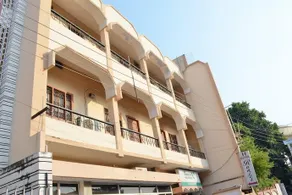 Hotel Ranjit - Image 3