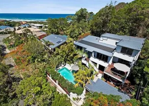 Peregian Holiday House - Image 2