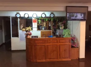 Lap Truong Son Hotel - Image 3