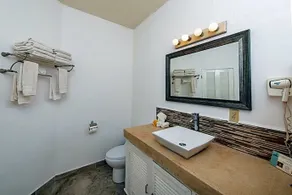 Marina View Villas - Image 3