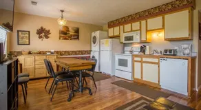 Grace Place 2 Bedroom Condo by RedAwning - Image 4
