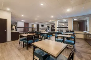 Best Western Burlington Inn - Image 5