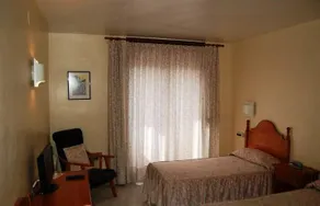 Hotel Llucena - Image 3