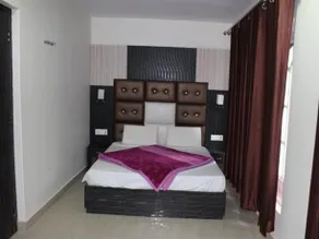 Puri Guest House & Hotel - Image 3