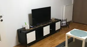 LG Lovely Apartment - Image 5