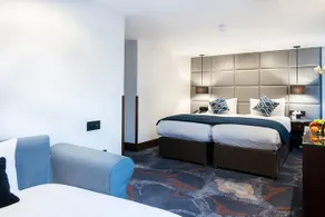 London City Suites By Montcalm - Image 5