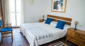 Apartamentos La Galbana con Piscina - Image 5