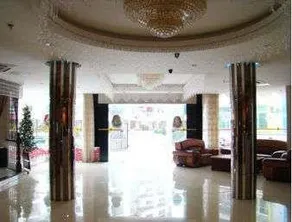 Super 8 Hotel (Fuzhou Jinshan Rongcheng Plaza) - Image 2