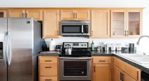 Witness Majestic Ocean Views from this Placid Apartment - Image 4