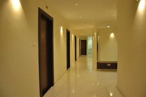 Shivdhara Hotel & Residence - Image 4