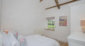 Kingston Estate - Image 5
