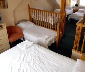 Sunholme Guest House - Image 5