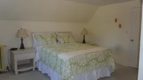 The Byron House - Image 4