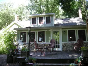 Kettle Moraine Cottage - Image 1