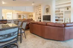 Lakefront Haven - Image 5