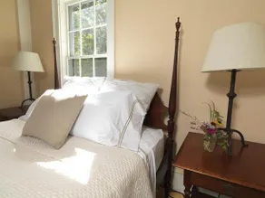 Bellows Walpole Inn - Image 4