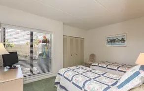 Island House H 119 - Image 4
