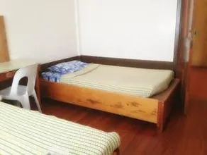 Pines Kitchenette And Inn - Image 4