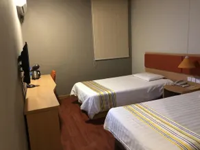 Home Inn Haikou Exhibition Center Binmao Road - Image 5