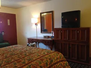 Budget Inn of OKC - Image 2