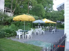 Paradise Inn - Image 4
