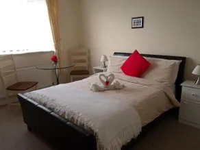 Cannville Bed and Breakfast - Image 4
