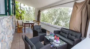 House Dionis - Image 2