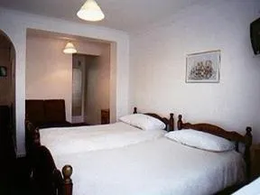 Halcyon Quest Hotel - Image 5