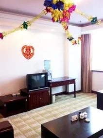 Changle Hot Spring Hotel - Image 5