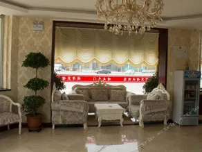 Kuoze Express Inn - Image 2