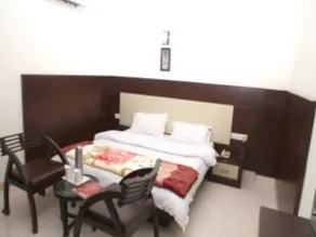 Hotel Pahwa International - Image 5