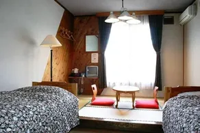 Hutte Kamoshika - Image 4