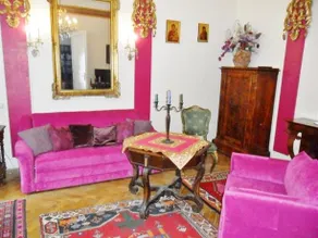 Luxury near Castle - Image 2