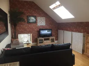 Lime Square Loft - Image 2