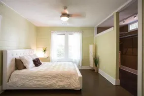 Red House - Image 3