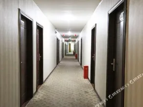 Jinfeng Business Hotel Zhanjiang - Image 2